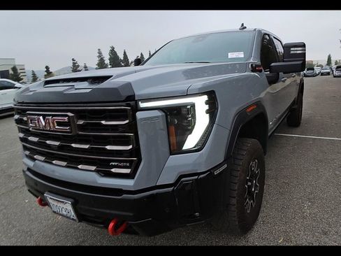 Used 2025 GMC Sierra 2500 AT4X AWD/4WD image 1