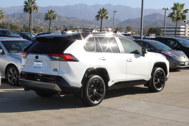 Used 2024 Toyota RAV4 XSE w/ Advanced Technology Package AWD/4WD image 21