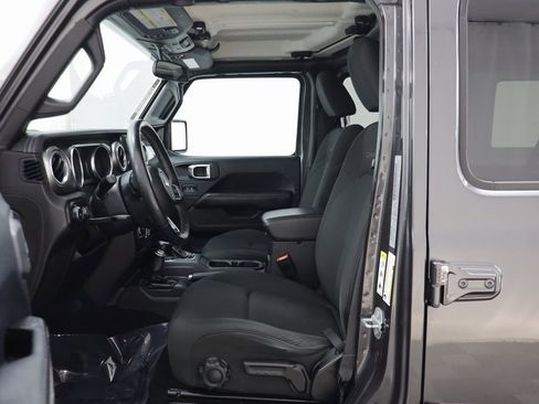 Used 2018 Jeep Wrangler Unlimited Sahara w/ Dual Top Group image 5