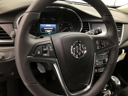 Used 2020 Buick Encore Preferred FWD image 14