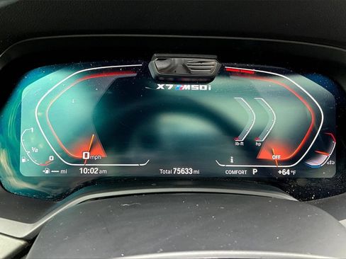 Used 2022 BMW X7 M50i image 13