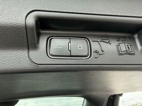 Used 2024 Ford Explorer XLT w/ Equipment Group 202A image 13