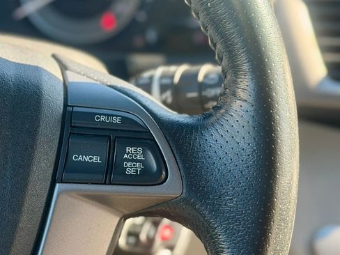 Used 2011 Honda Odyssey EX-L image 17