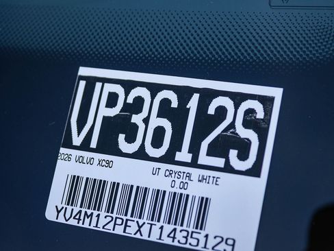 Certified 2026 Volvo XC90 B5 Plus w/ Protection Package image 31