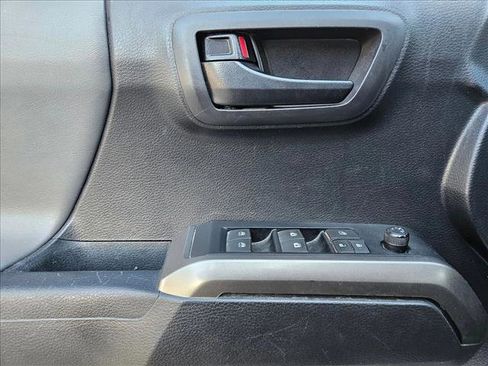 Used 2023 Toyota Tacoma SR5 image 9