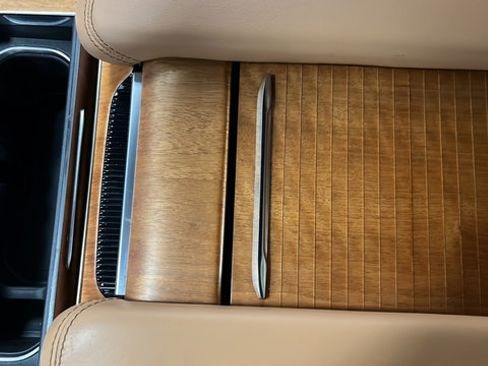 Used 2022 Jeep Grand Wagoneer Series III w/ Rear Seat Video Group 1 AWD/4WD image 20