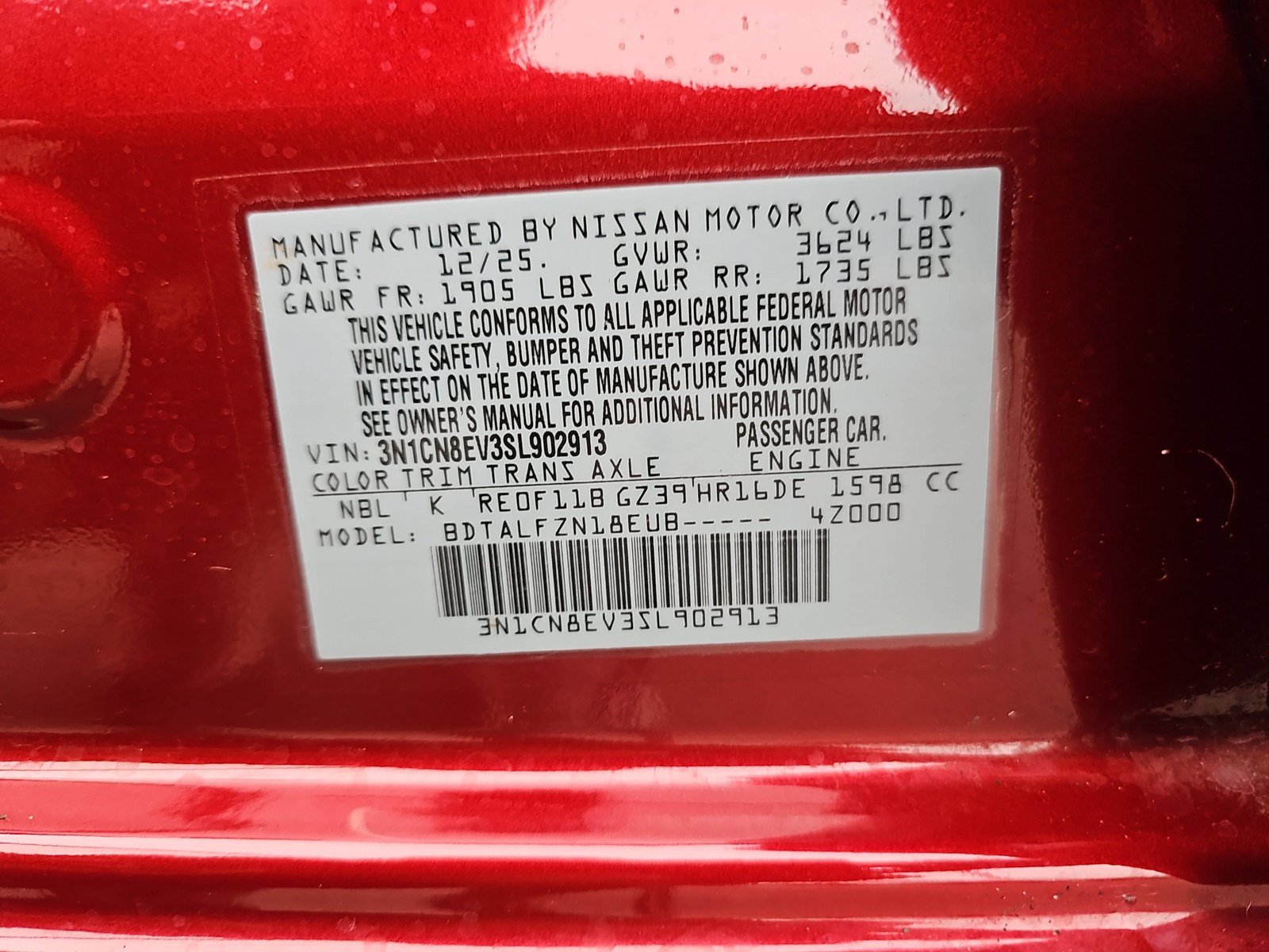 Used 2025 Nissan Versa SV w/ Trunk Package FWD image 30