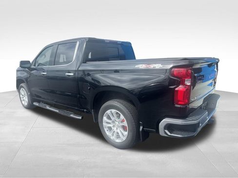 Used 2023 Chevrolet Silverado 1500 LTZ w/ LTZ Convenience Package II AWD/4WD image 8