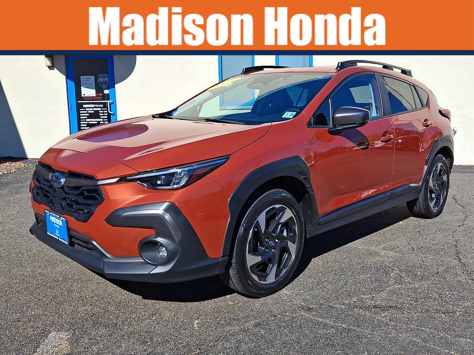 Used 2024 Subaru Crosstrek 2.5i Limited AWD/4WD image 1