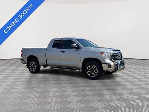 Used 2016 Toyota Tundra SR5 w/ TRD Off Road Package AWD/4WD image 2