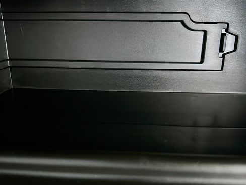 Used 2023 Toyota Camry LE image 31