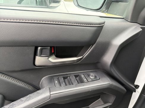 New 2026 Toyota Tacoma Limited AWD/4WD image 15