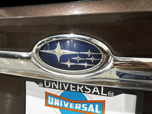 Used 2021 Subaru Ascent Premium w/ Convenience Package image 32