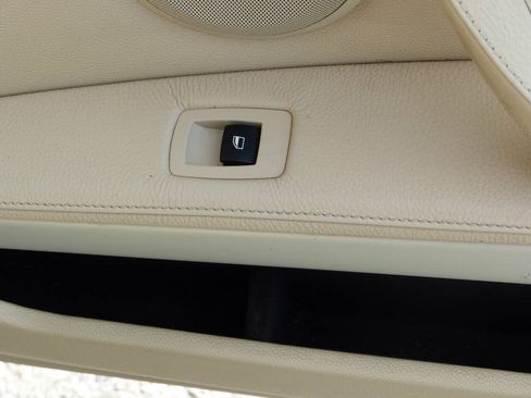 Used 2008 BMW 328i Convertible RWD image 23