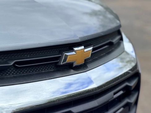 Used 2021 Chevrolet TrailBlazer LT w/ Convenience Package FWD image 27