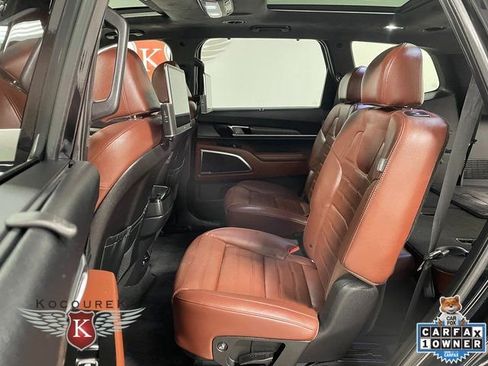 Used 2023 Kia Telluride SX Prestige image 22