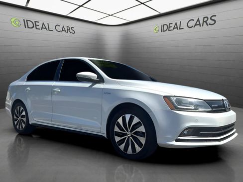 Used 2016 Volkswagen Jetta SEL Premium FWD image 3