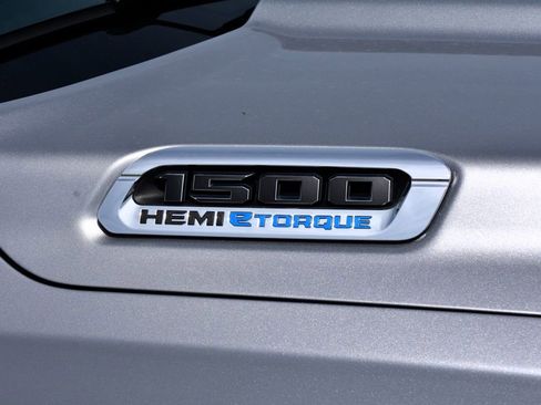 Used 2022 RAM 1500 Big Horn AWD/4WD image 8