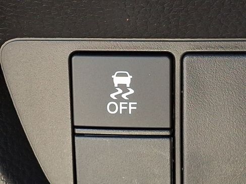 Certified 2024 Honda HR-V EX-L image 28