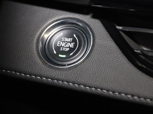 Used 2025 Buick Enclave Sport Touring FWD image 30