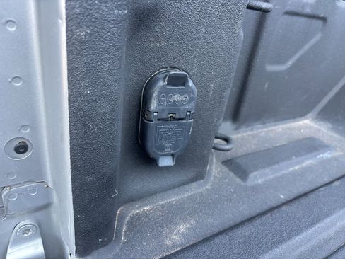 Used 2021 Chevrolet Silverado 3500 LTZ image 10