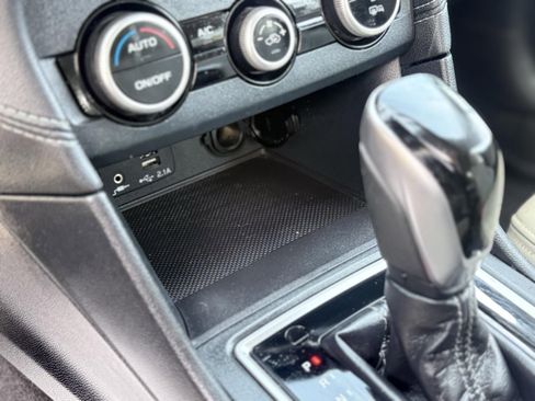 Used 2020 Subaru Impreza 2.0i Limited w/ Popular Package #2 image 32