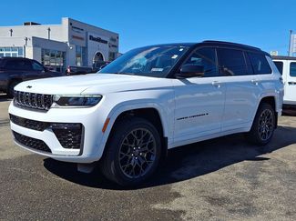 New 2026 Jeep Grand Cherokee L Summit video 2