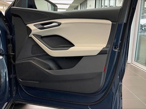 Certified 2025 Audi Q6 e-tron Premium w/ Convenience Package image 21