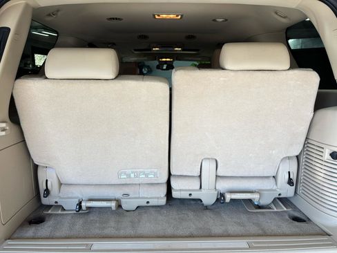 Used 2014 Cadillac Escalade Premium AWD/4WD image 20