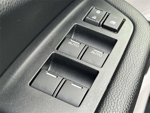 Used 2020 Honda Pilot LX image 31