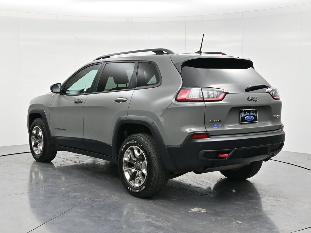 Used 2019 Jeep Cherokee Trailhawk w/ Cold Weather Group AWD/4WD image 7
