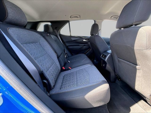 Used 2024 Chevrolet Equinox LT FWD image 16