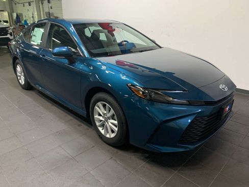 New 2026 Toyota Camry LE image 2