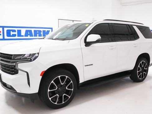 Used 2021 Chevrolet Tahoe RST w/ Luxury Package RWD image 8