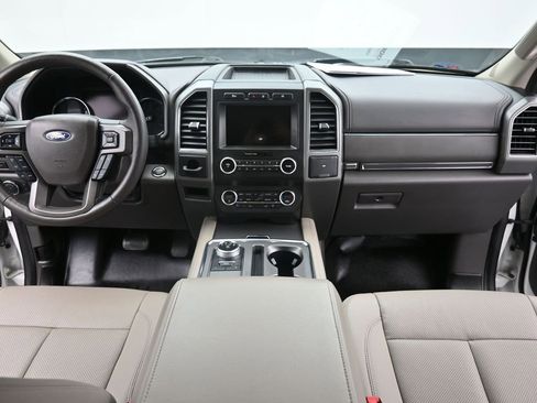 Used 2020 Ford Expedition XLT w/ Equipment Group 202A image 14