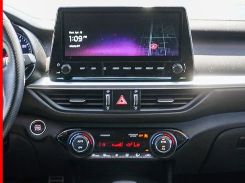 Certified 2023 Kia Forte GT-Line FWD image 15