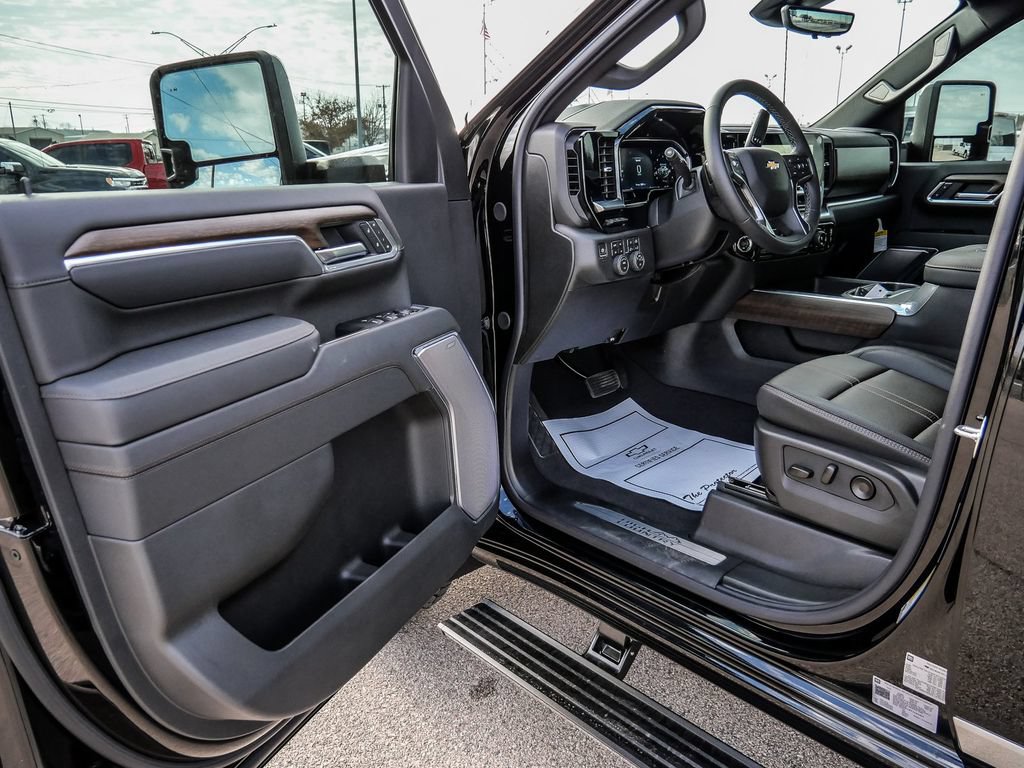 New 2026 Chevrolet Silverado 2500 High Country w/ Technology Package AWD/4WD image 54