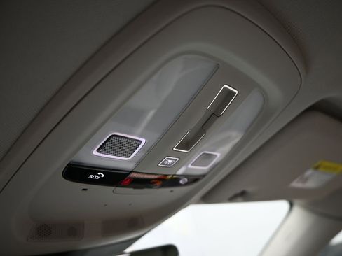 New 2026 Volvo XC60 B5 Ultra w/ Protection Package Premier image 26