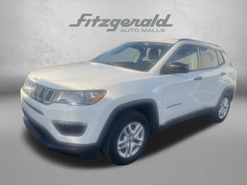 Used 2018 Jeep Compass Sport w/ Tech Group FWD image 1