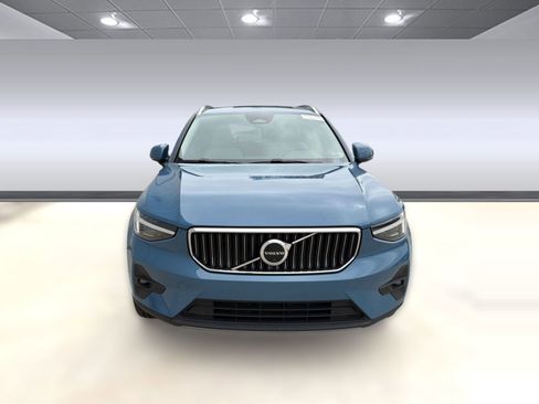 Certified 2023 Volvo XC40 B5 Ultimate w/ Protection Package Premier AWD/4WD image 6