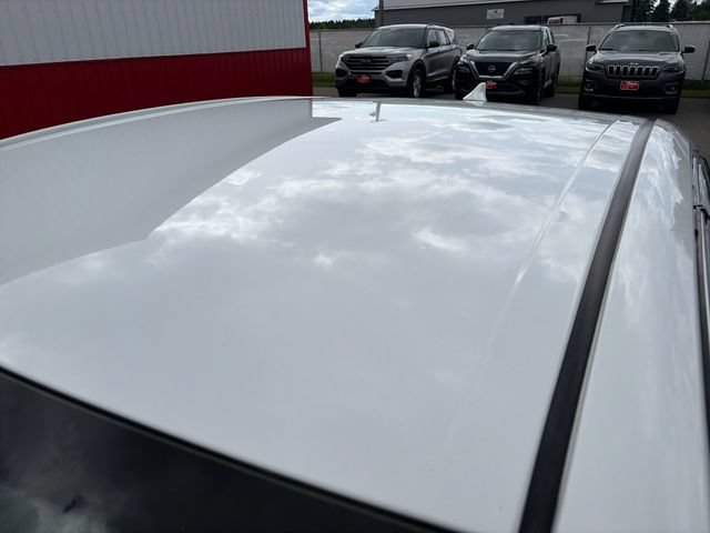 Used 2023 Toyota Camry SE FWD image 10