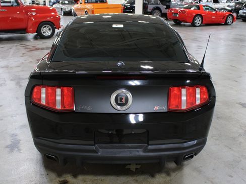Used 2012 Ford Mustang GT Premium w/ Electronics Pkg RWD image 36