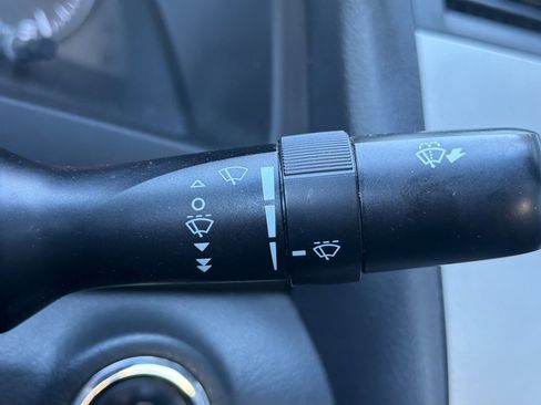 Used 2010 Toyota Camry SE image 32