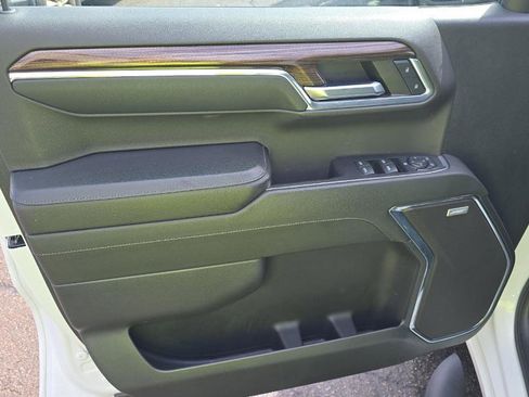 Used 2024 Chevrolet Silverado 1500 RST w/ Rally Edition image 10