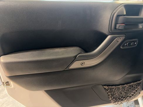 Used 2012 Jeep Wrangler Sport image 23