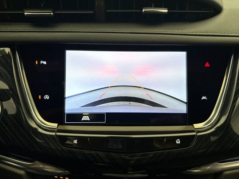 Used 2024 Cadillac XT6 Premium Luxury AWD/4WD image 16