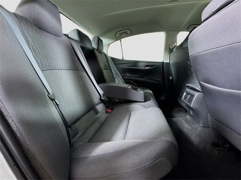 Used 2025 Toyota Camry LE image 27