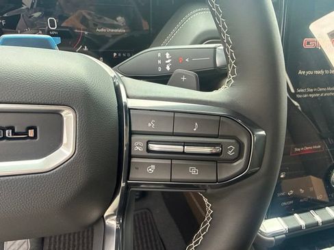 New 2026 GMC Yukon Denali Ultimate AWD/4WD image 19