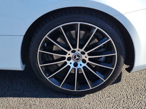 Used 2023 Mercedes-Benz E 450 Coupe image 15