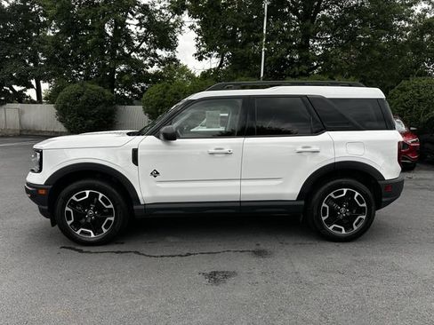 Certified 2023 Ford Bronco Sport Outer Banks w/ Tech Package AWD/4WD image 8
